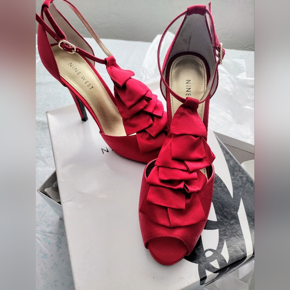 Heels shoes